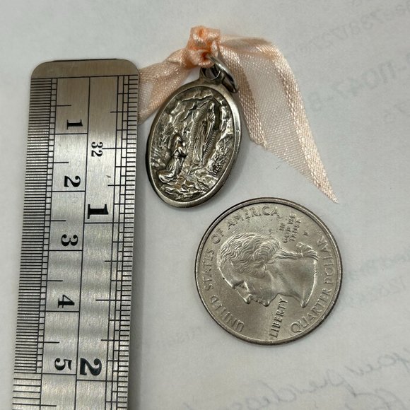 Vintage Our Lady of Lourdes Silver Plated Religious Medal Pendant Charm Italy - Picture 3 of 6